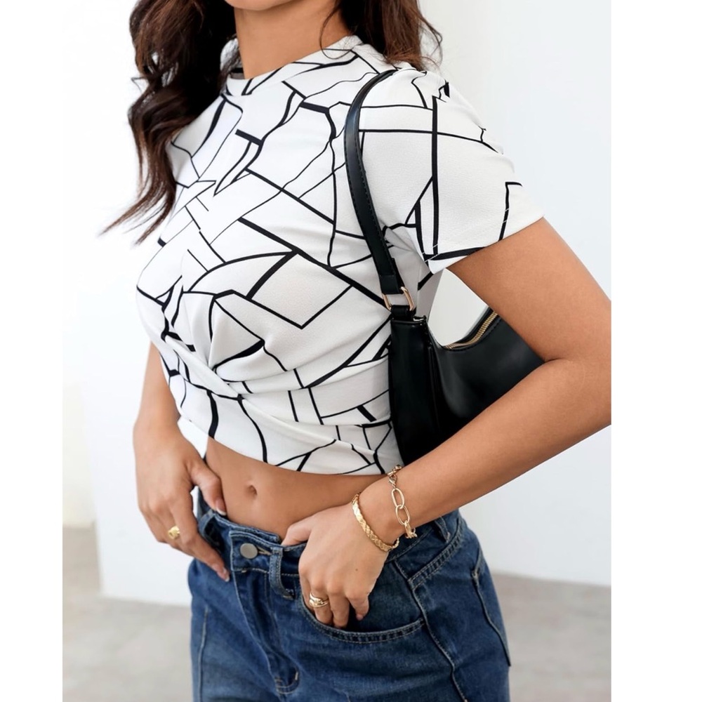 White Geometric Print Twist-Front Crop Top